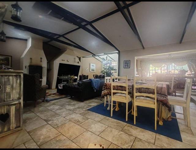 3 BEDROOM HOUSE FOR SALE IN PRETORIA GARDENS